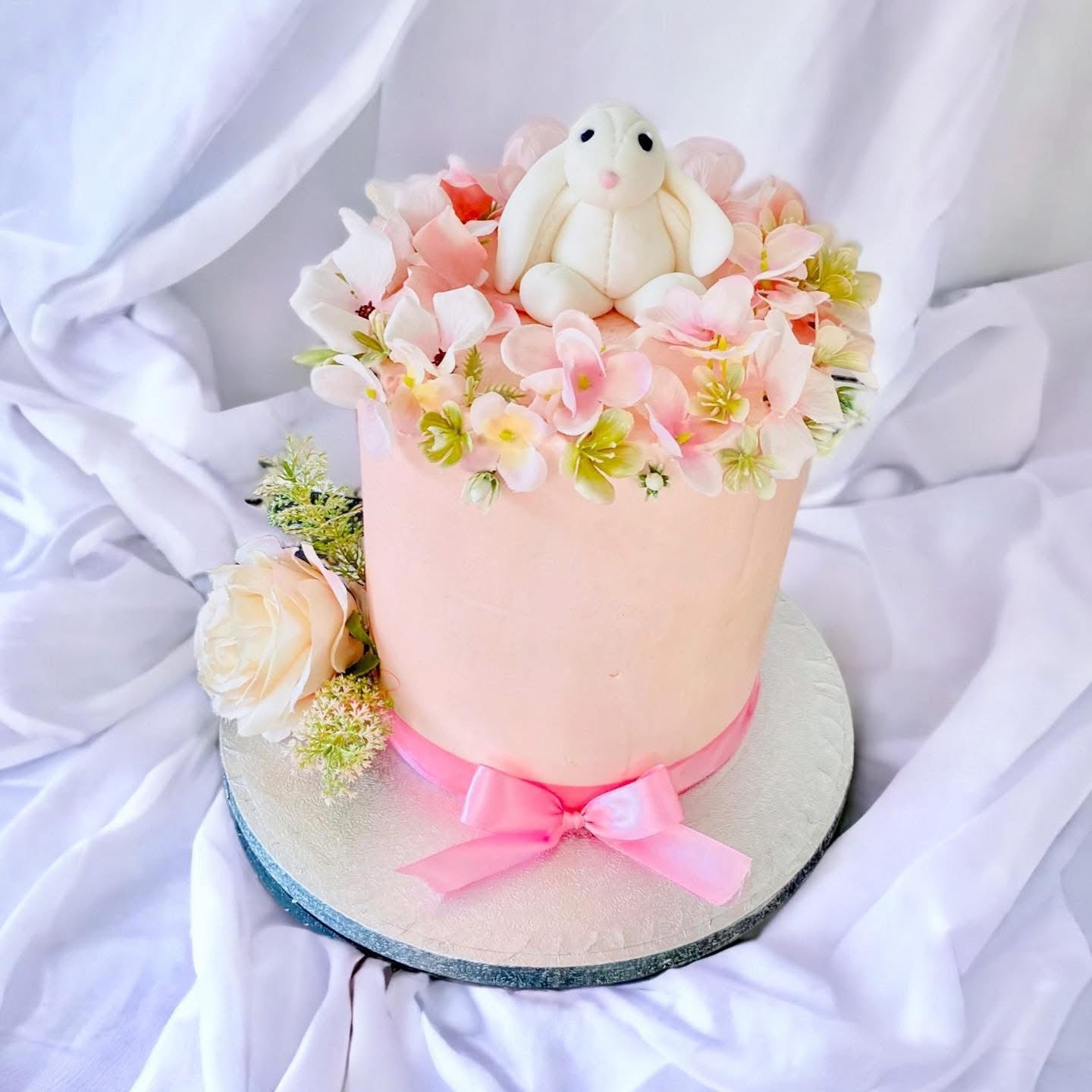 FONDANT COVERED OCCASION CAKES