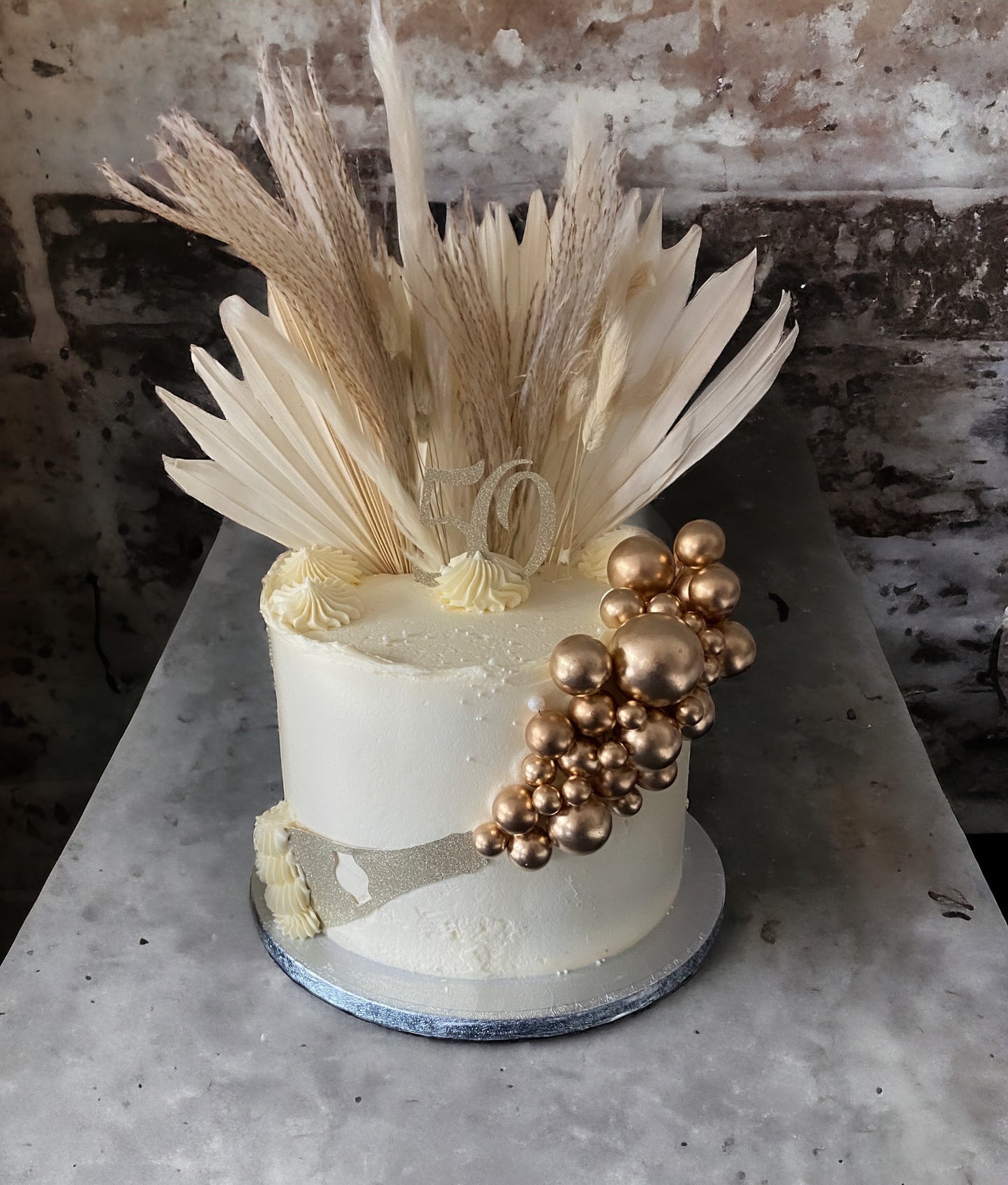 PALM SPEAR 6” TALL CAKE